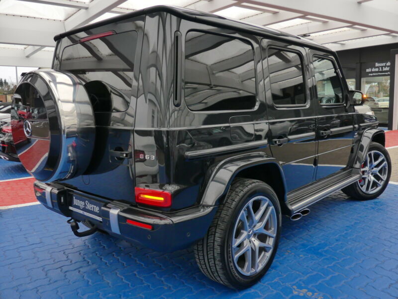 Mercedes G 63 AMG | skladem | německé předváděcí auto | V8 biturbo 585 koní | maximální výbava | nákup online na AUTOiBUY.com